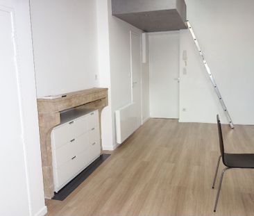 Studio A Louer - Lyon 2eme Arrondissement Bellecour - 25.53 M2 - Photo 4