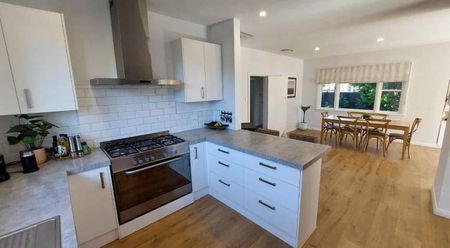 Tranquil urban oasis - Photo 3