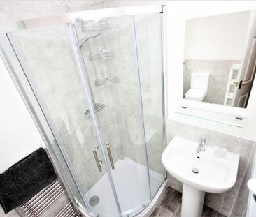 4 bedroom terraced house to rent - Photo 2