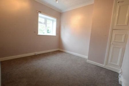 2 bedroom terraced house to rent - Photo 3