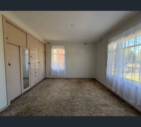 53 Whitelaw Street, Reservoir, Vic 3073 - Photo 5