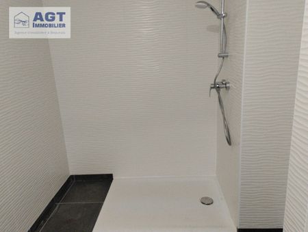 Location Appartement 3 pièces 64m² BEAUVAIS 60000 - Photo 4