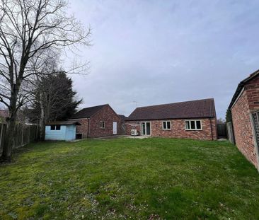 3 bedroom detached house to rent - Photo 4