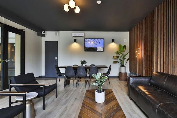 Spacious apartments in Côte-des-Neiges - Photo 1