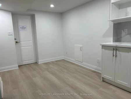 Property For Lease | E8143736 - Photo 5