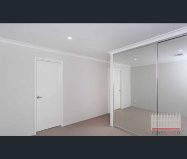 17 Lowlands Road, Two Rocks, WA 6037 - Photo 3
