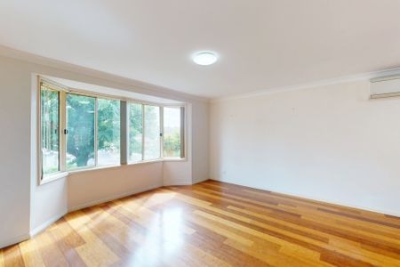 26 Murphy Circuit, Ashtonfield NSW 2323 - Photo 4