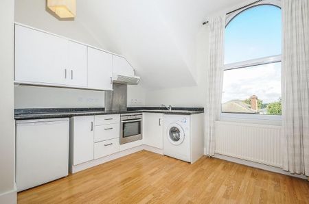 1 bedroom property to rent - Photo 3