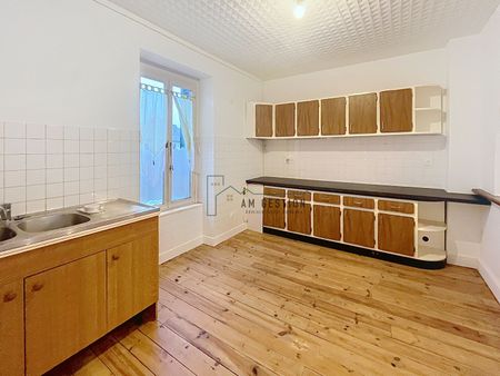 Location Appartement 3 pièces 92m² - Photo 2