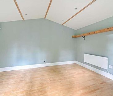 Greenways, Pagham, PO21 - Photo 3