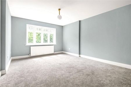 5 bedroom detached house to rent - Photo 3