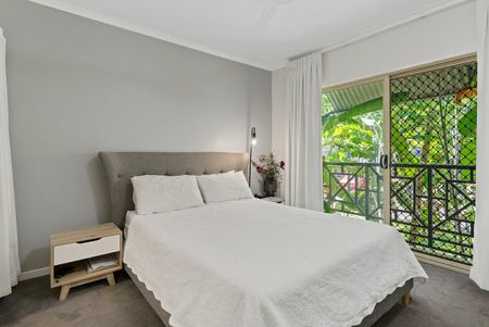 Furnished Corner Apartment in Cairns One – Light, Space & Lifestyle! - Photo 2
