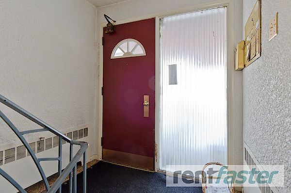 1543 34 Ave SW, Calgary - Photo 1