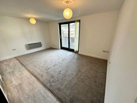 2 bedroom apartment to rent - Photo 4