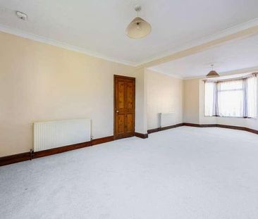 Harold Road, Sittingbourne, Kent, ME10 - Photo 2