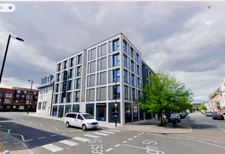 Premium Studio corner view - Photo 5