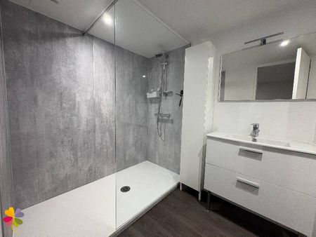 Location Appartement 3 pièces 71m² VALOGNES 50700 - Photo 3