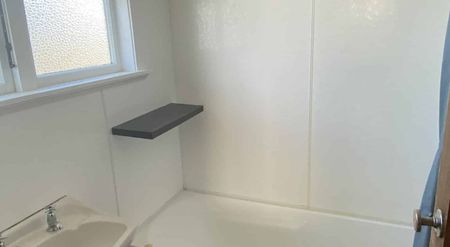 Lovely two bedroom home in Manaia - Photo 3