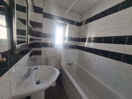 Providence Street, Plymouth, PL4 - Photo 2