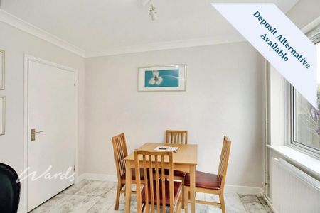 3 bedroom end of terrace house to rent - Photo 3