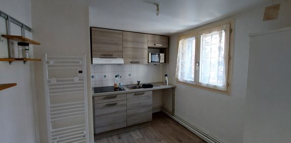 Location Appartement 2 pièces 45m² DIEPPE 76200 - Photo 2