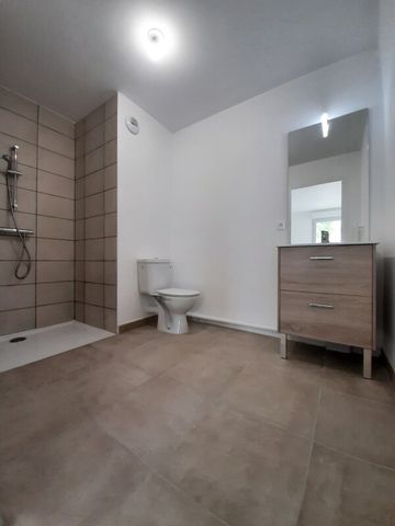 Location Appartement 2 pièces 46m² LUCE 28110 - Photo 5