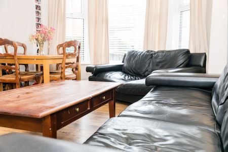 Delph lane, Woodhouse, Leeds - Photo 2