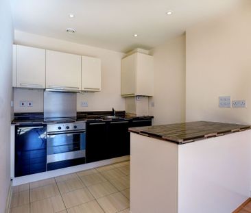 2 bedroom flat to rent, Available unfurnished from 24/03/2025 - Photo 4