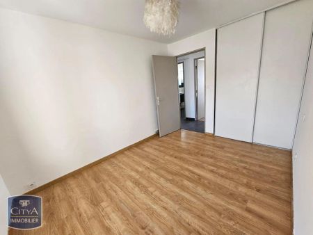 Appartement à louer 3 pièces 70.24m² - Photo 2