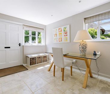 3 bedroom semi-detached house to rent - Photo 6