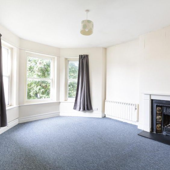 1 Bed Flat - Photo 1