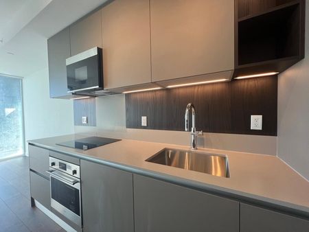 For Lease - 39 Mary Street Unit# 1412, Barrie, Ontario - Photo 3