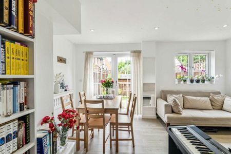 Howland Way, Rotherhithe, SE16 - Photo 2