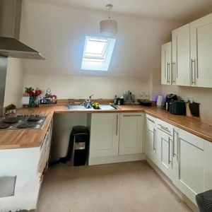 1 bedroom flat to rent - Photo 2