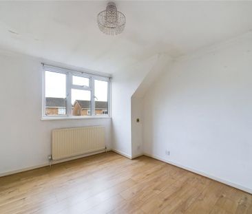 4 bedroom semi-detached house to rent - Photo 3