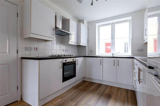 5 bedroom terraced house to rent - Photo 1