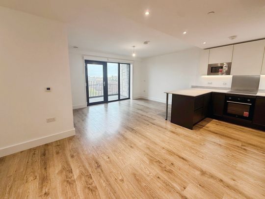 Burnt Mill, Harlow - Photo 1