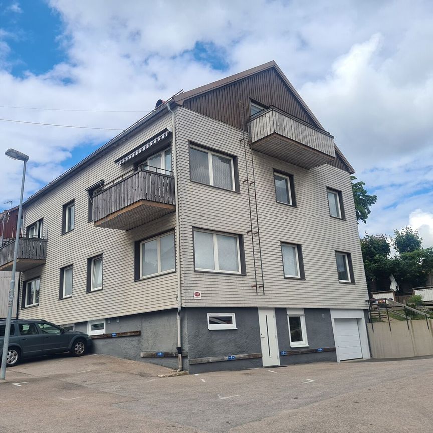 Hallavägen, Uddevalla - Photo 2