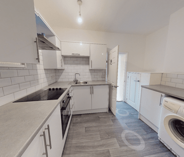 To Let: 2 Bedroom Flat Murray Street, Hartlepool, County Durham, TS... - Photo 5