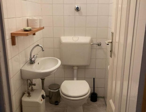 Ab 1.1.26: Schönes Zimmer zur Untermiete in Neukölln - Photo 1