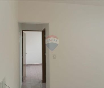 Casa com 1 Dormitório, 2 Vagas e Espaço Extra para Depósito - Foto 4