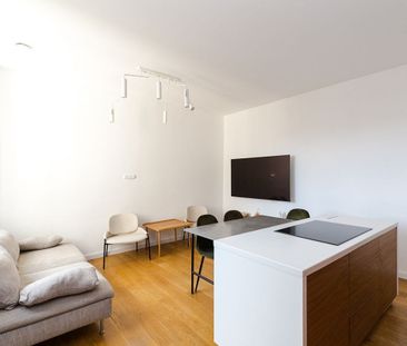 3 pokoje do wynajęcia na Starej Pradze 78 m² - Photo 1