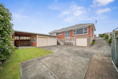 10 Greenhill Crescent, Pakuranga Heights - Photo 4