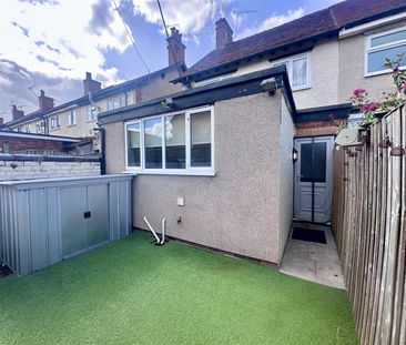 To Let 3 Bed House - End Terrace Charles Street, Mold £875 pcm - Photo 3