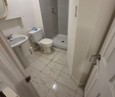 For Lease - 12 College Crescent Unit# Bsmt, Barrie, Ontario - Photo 5