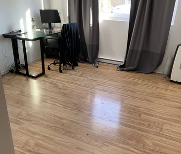 3 1/2 à Louer Pour Le 1juin - Photo 2