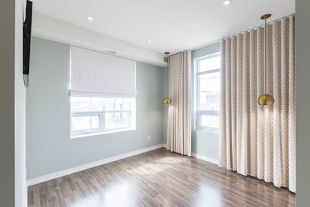 For Lease - 3563 Lake Shore Boulevard Unit# 411, Toronto, Ontario - Photo 5