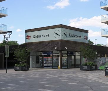 Room in a Shared House, Langbrook Road, SE3 - Photo 1