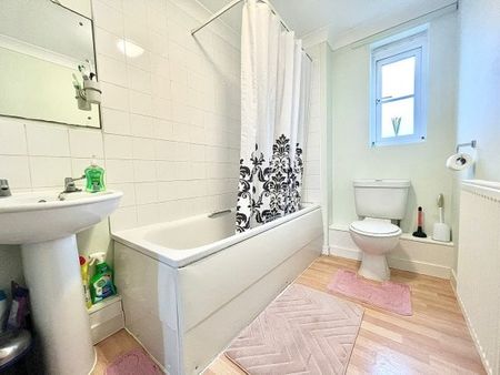 Park Cottage Drive, Fareham - Photo 4