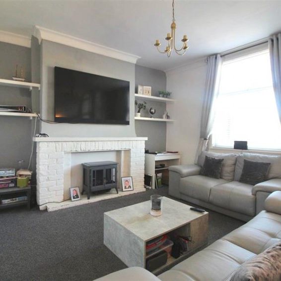 3 Bedroom Semi Detached To Let - Photo 1